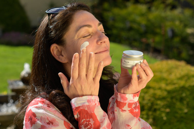 Skin Protecting Daily Moisturiser SPF25 - Travel size